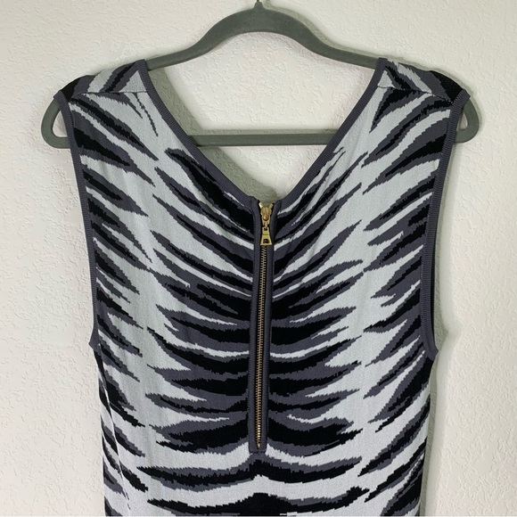 Milly Womens Ikat Jacquard sleeveless Flare Dress in black white multi L - Picture 8 of 9